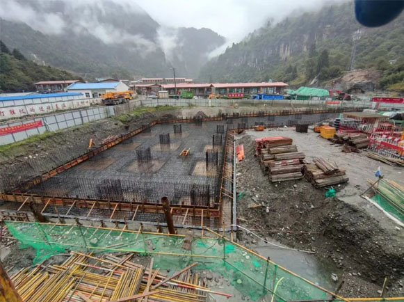 节日坚守丨尊龙凯时建设集团项目建设全力推进